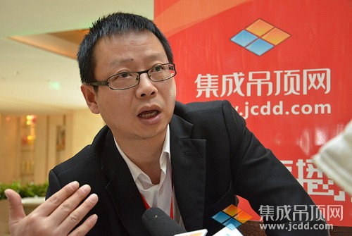 楚楚刘总：每一代的产品 都要延续独属于楚楚的调性