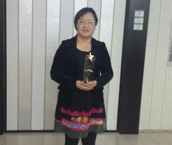 楚楚风云榜之十大销售明星风采----银川张莉