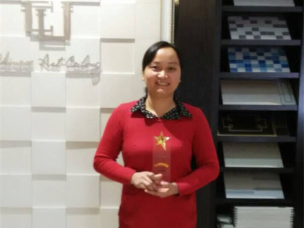 楚楚风云榜之十大销售明星风采----南安黄玉琴