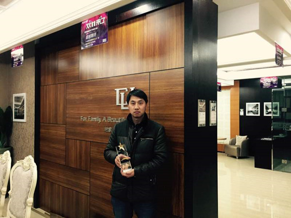 楚楚风云榜之十大销售明星风采----靖边尉建朝